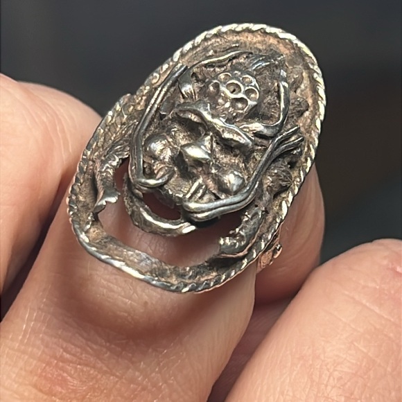 Antique sterling silver ring size 8 - Picture 2 of 6